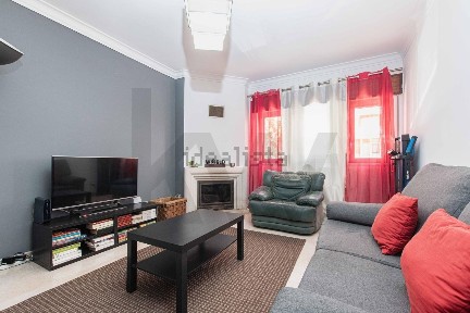 Apartamento T1 à venda na Algueirão