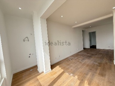 Apartamento T2 à venda na Rua Mestre Afonso Domingues