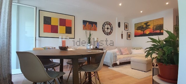 Apartamento T2 à venda na Rua António Sérgio