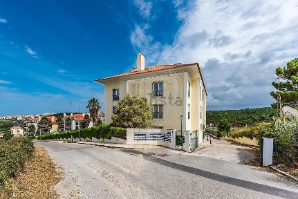 Apartamento T2 à venda na Rua Mato da Eira