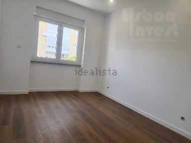 Apartamento T3 à venda na Avenida Alexandre Salles