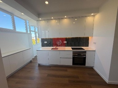 Apartamento T2 à venda na Avenida Alexandre Salles, 11