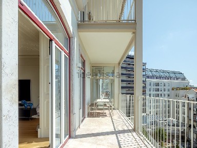 Apartamento T5 à venda na Gulbenkian - Praça Espanha