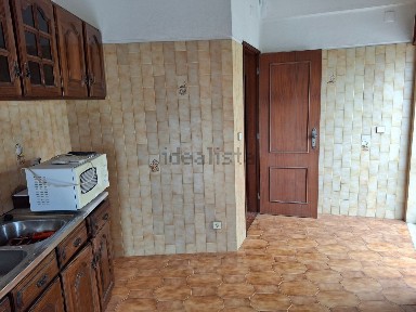 Apartamento T2 à venda na Rua Doutor António Duarte Pimpão, 28
