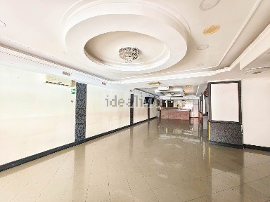 Arrendamento de espaço comercial na Rua de Fanares