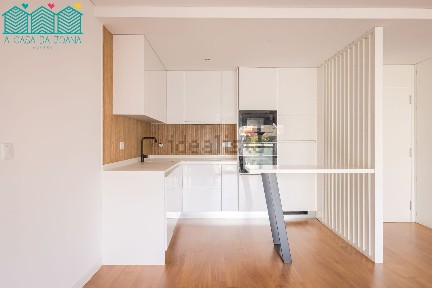 Arrendamento de apartamento T1 na Avenida Doutor Lourenço Peixinho s/n