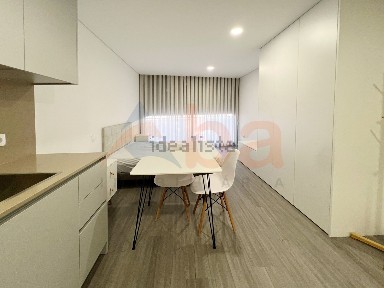 Arrendamento de apartamento T0 na Rua de São Sebastião s/n