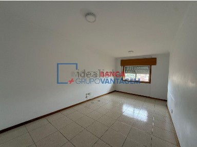 Apartamento T2 à venda no Centro de Gondomar