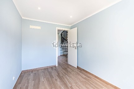 Arrendamento de duplex na Rua das Pedralvas s/n