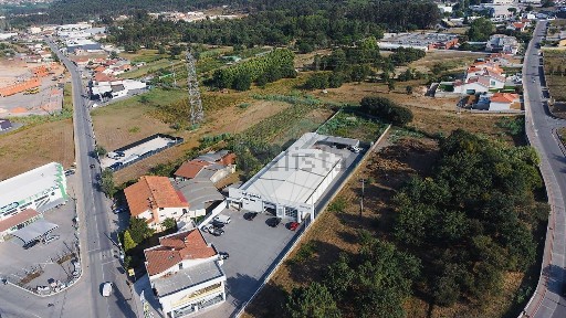 Armazém à venda na Rua Principal da Murta