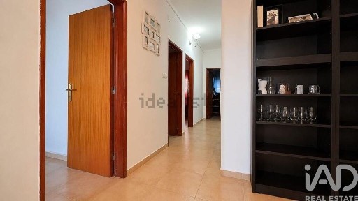 Apartamento T3 à venda na Lavradio