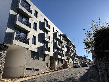 Mafamude, Liceu - Paço do Rei, Rua de Raimundo de Carvalho