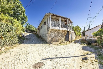 Moradia independente à venda em Vale de Anta