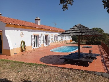 Herdade à venda em Vale de Golfinhos
