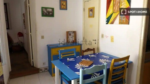 Arrendamento de apartamento T2 na Rua do Vigário