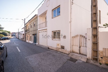 São Martinho do Bispo e Ribeira de Frades, Rua Principal, 92