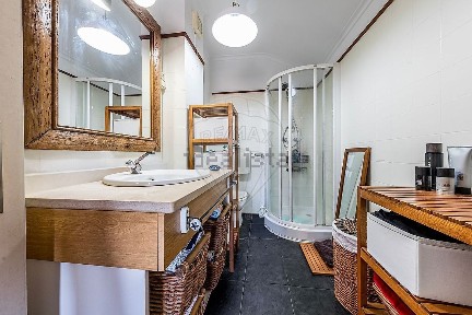 Apartamento T2 à venda na Rua Funchal