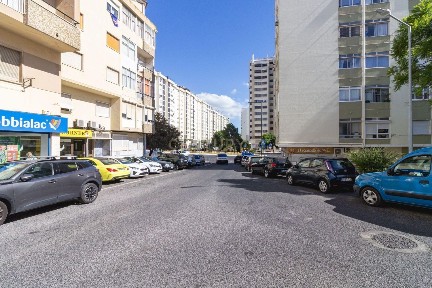 Apartamento T2 à venda em Sacavém e Prior Velho
