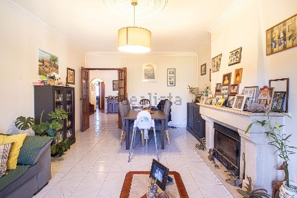 Apartamento T3 à venda na Rua Elisa Sousa Pedroso, 10