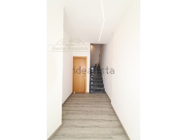 Apartamento T2 à venda na Rua do Sol, 7