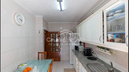 Apartamento T3 à venda na Rua Alexandre Herculano