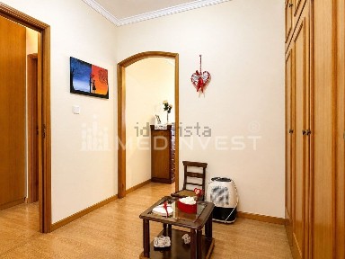 Apartamento T2 à venda na Rua Engenheiro Maia Bernardo
