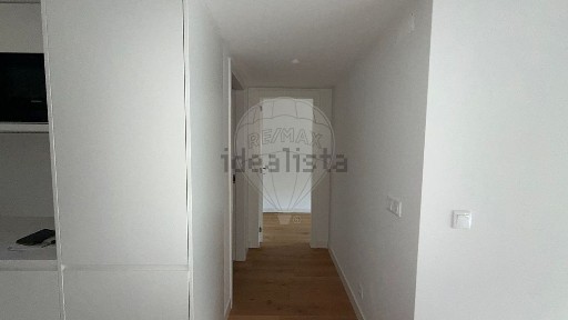 Arrendamento de apartamento T1 na Rua Carlos Paredes