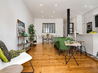 Apartamento T2 à venda na Rua Vítor Bastos