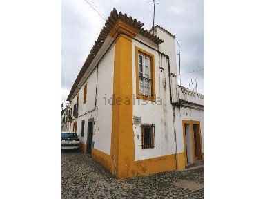 Andar de moradia à venda em Évora