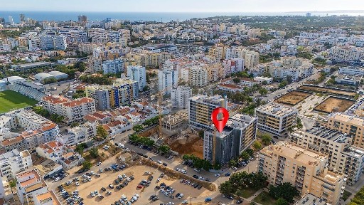 Apartamento T1 à venda na Rua Cerca do Colégio