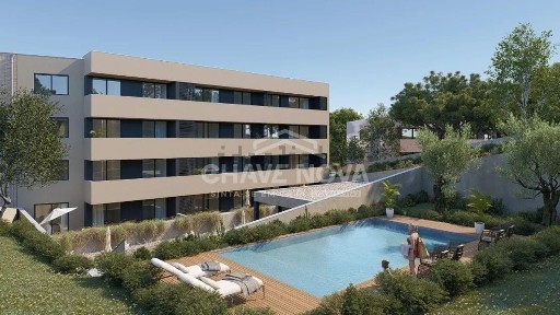 Apartamento T3 à venda na Rua do Crasto, 577