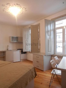 Arrendamento de apartamento T0 na Rua dos Oleiros