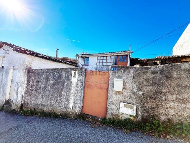 Casa de aldeia à venda em Góis