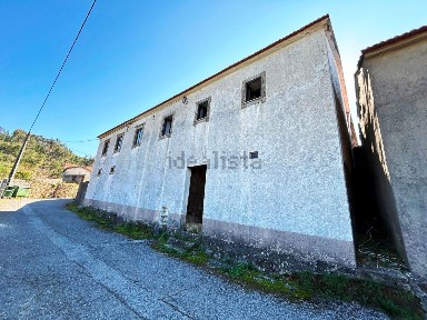 Moradia independente à venda em Góis