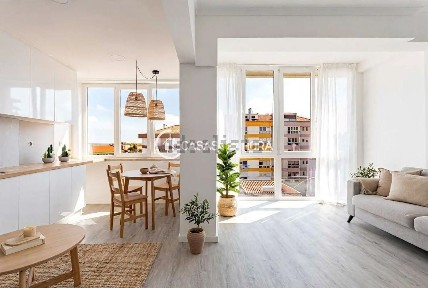 Apartamento T2 à venda na Rua Pinheiro Borges