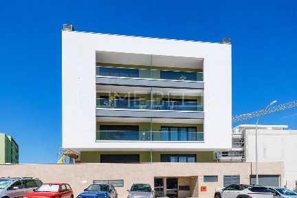 Apartamento T3 à venda na Camarate