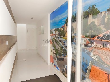 Arrendamento de apartamento T2 em Santa Maria - Salvador - Santiago