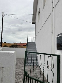 Arrenda-se Imóveis / Apartamentos