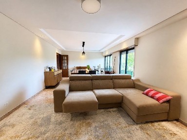 Apartamento T3 à venda na Praceta Nossa Senhora Assunção