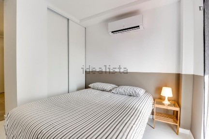 Arrendamento de apartamento T0 na Rua Eduardo Coelho