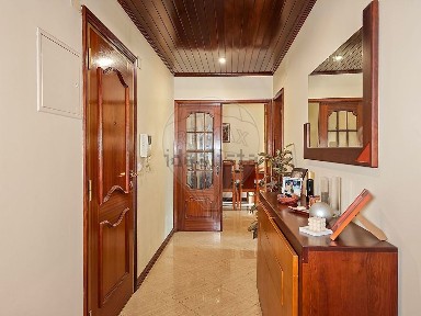 Apartamento T2 à venda na Rua Abel Manta