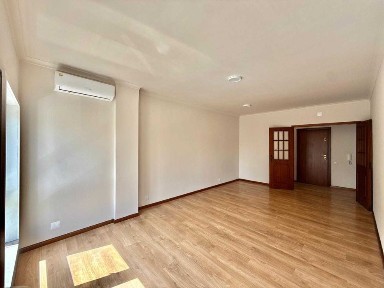 Apartamento T2 - Cidade da Maia, Centro