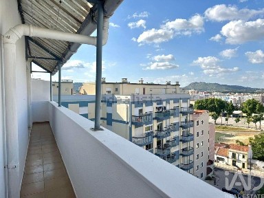 Apartamento T2 à venda na Arangues - Pinheirinhos