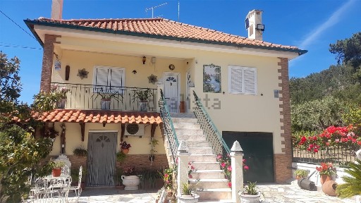 Moradia independente à venda em Louriçal do Campo