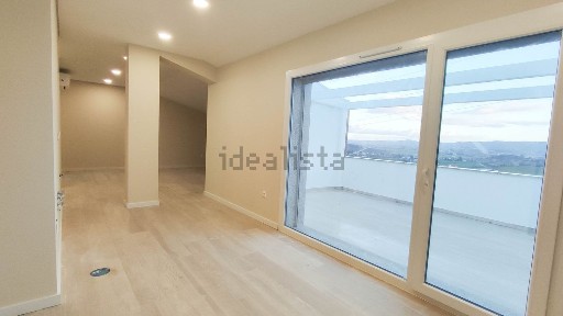 Duplex à venda em Urbanização Quinta das Rosas