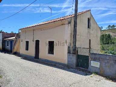 Moradia independente à venda em foz de Pereiro