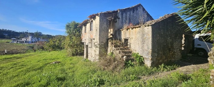 Moradia independente à venda em Brejo, 3260 Figueiró Dos Vinhos, Arega, Portugal s/n