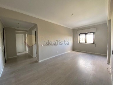 Arrendamento de apartamento T2 nas Amoreiras