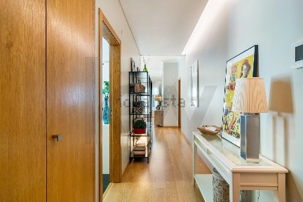 Arrendamento de apartamento T2 na Estrada do Calhariz de Benfica, 171