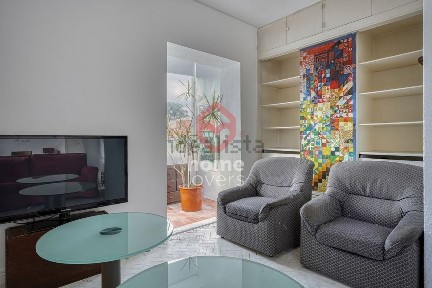 Arrendamento de apartamento T2 na Avenida Dom Luís I